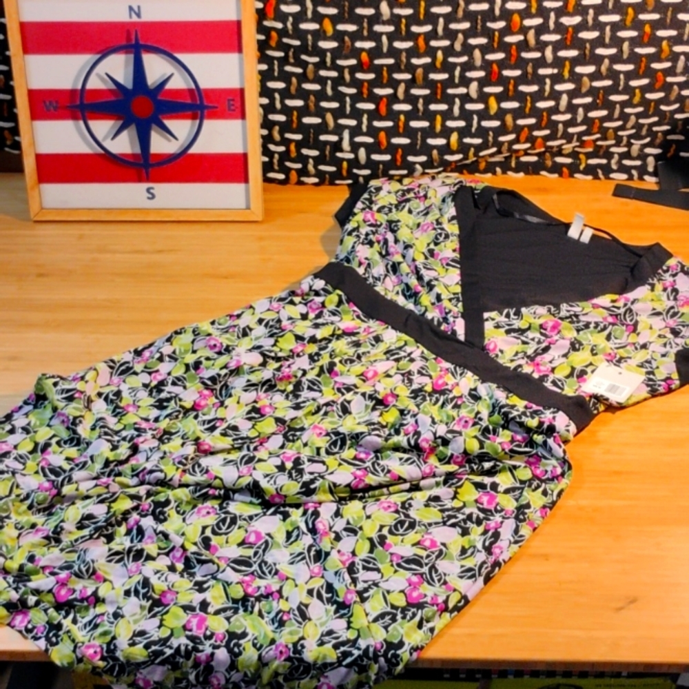 NWT Women's Knee Length Summer Dress